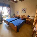 Gozo Entire With Large Pool Sea And Country Views Ferienhaus