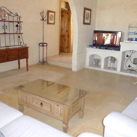 Gozo Entire With Large Pool Sea And Country Views Semesterbostad *