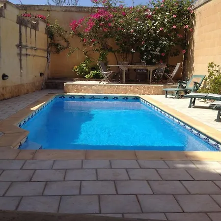 Gozo Entire With Large Pool Sea And Country Views Semesterbostad Xagħra