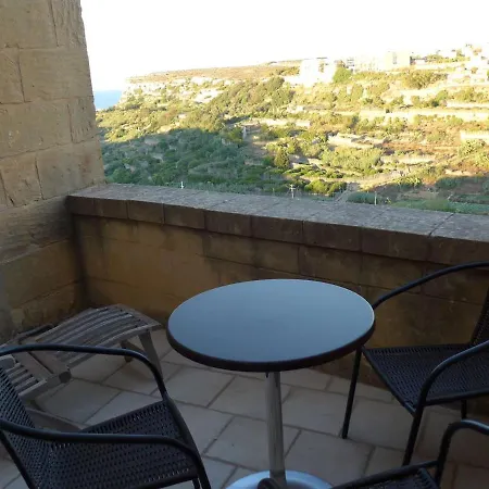 Gozo Entire With Large Pool Sea And Country Views Semesterbostad *