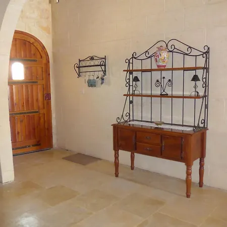 Semesterbostad Gozo Entire With Large Pool Sea And Country Views *