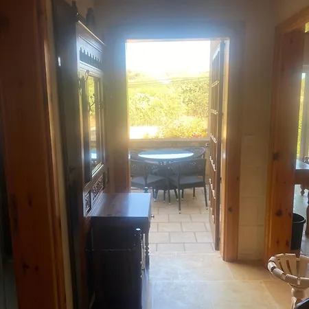 Gozo Entire With Large Pool Sea And Country Views Nyaraló *