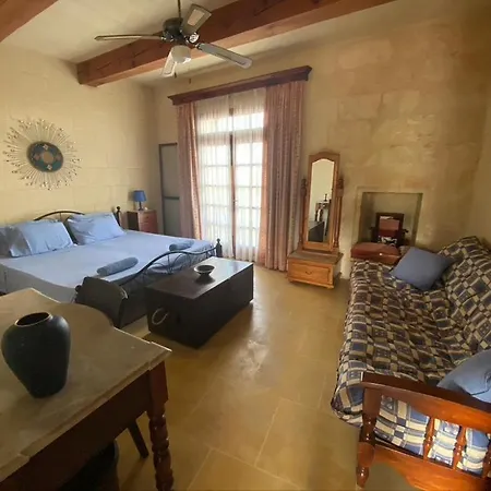 Gozo Entire With Large Pool Sea And Country Views *