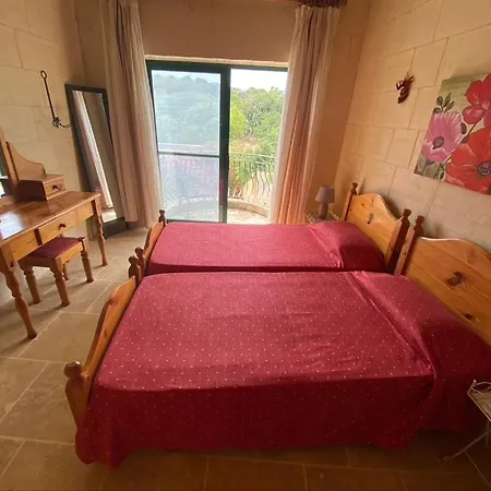 Gozo Entire With Large Pool Sea And Country Views 沙拉