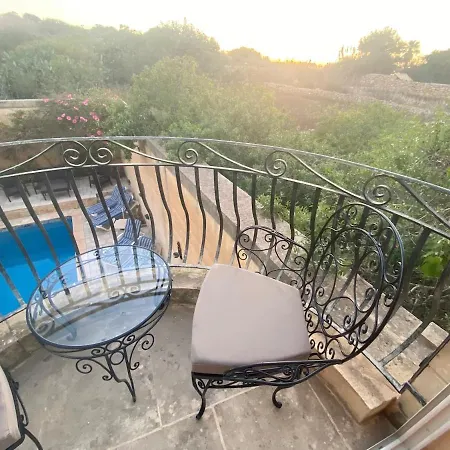 Gozo With Scenic Views And Pool
