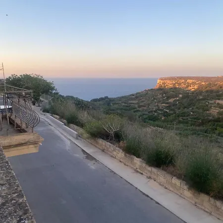 Gozo With Scenic Views And Pool Ferienhaus *